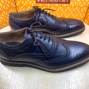 Laced-up Brogues